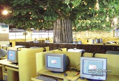 时尚个性主题连锁网吧的突围之路 中数网络家园总旗舰店的经营管理实践